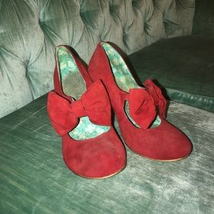Irregular Choice “Teacakes” Red Suede Heels (Sz 8)